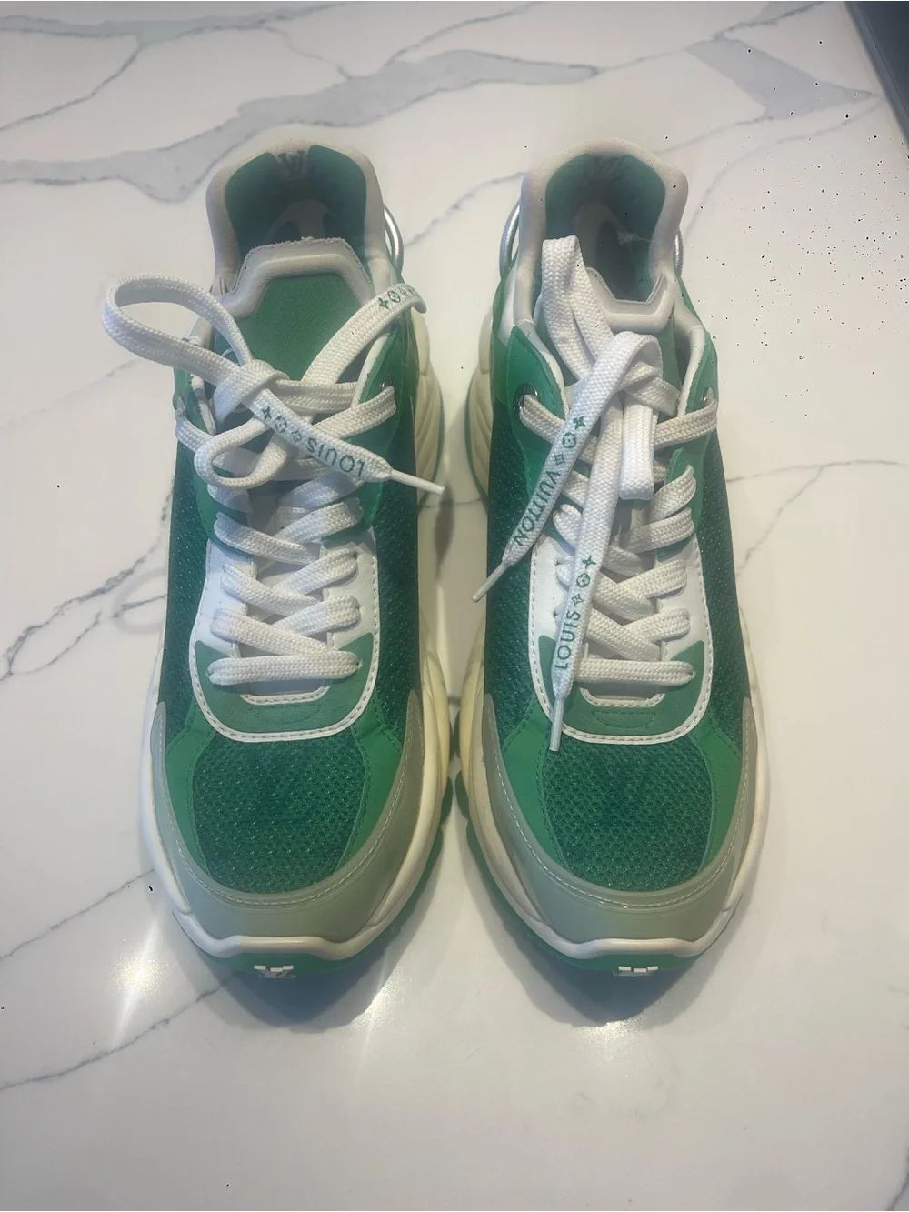 Authentic Louis Vuitton Run 55 Sneakers Green White Size 8 👍